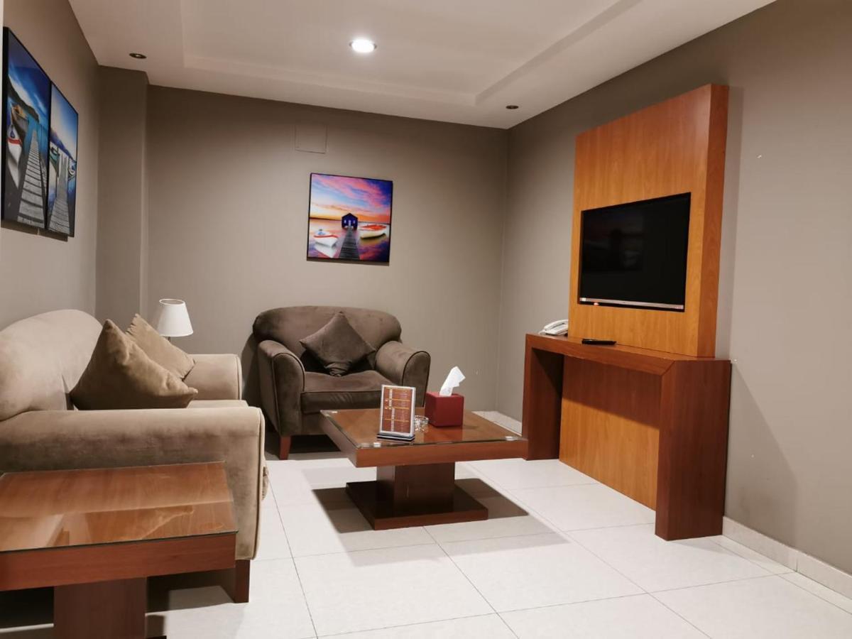 Ashbonh Hotel Suites ริยาดห์ ภายนอก รูปภาพ