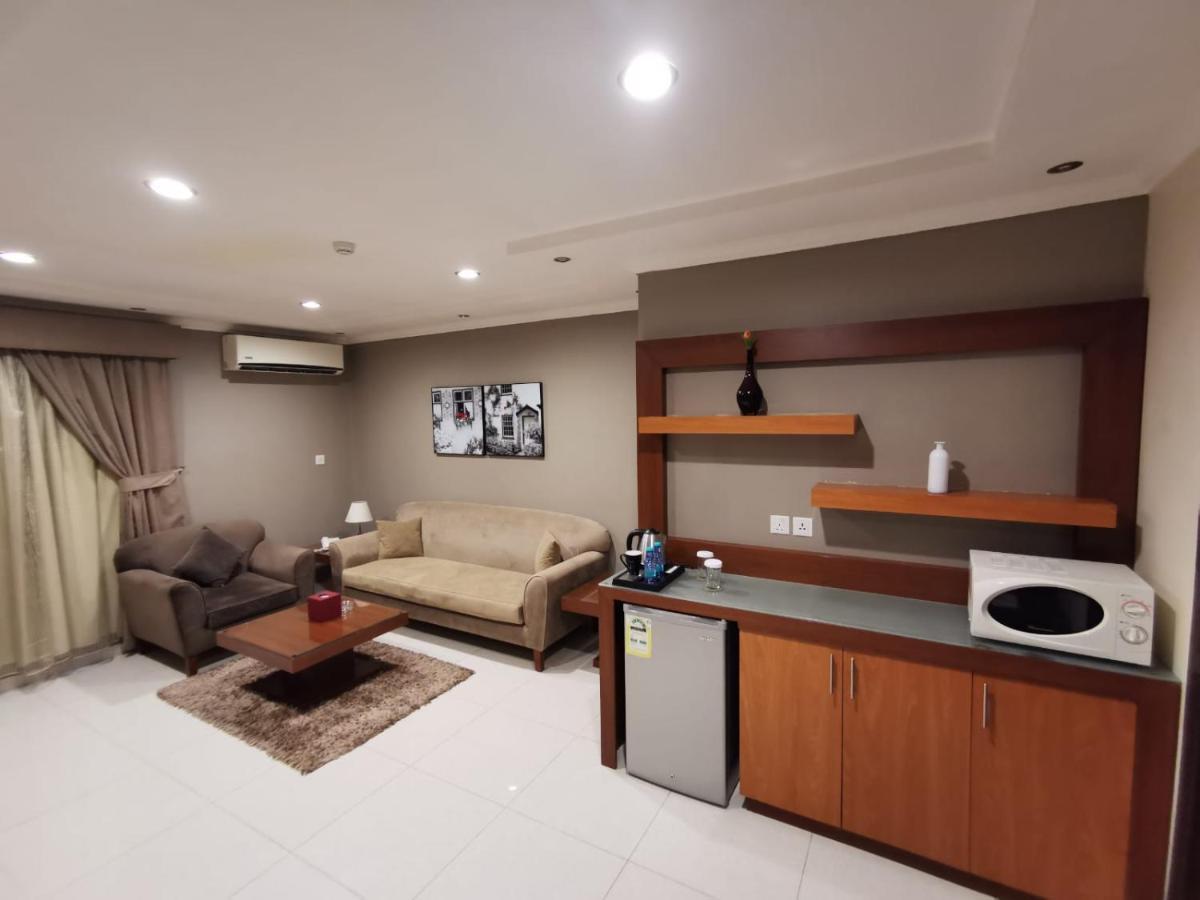 Ashbonh Hotel Suites ริยาดห์ ภายนอก รูปภาพ