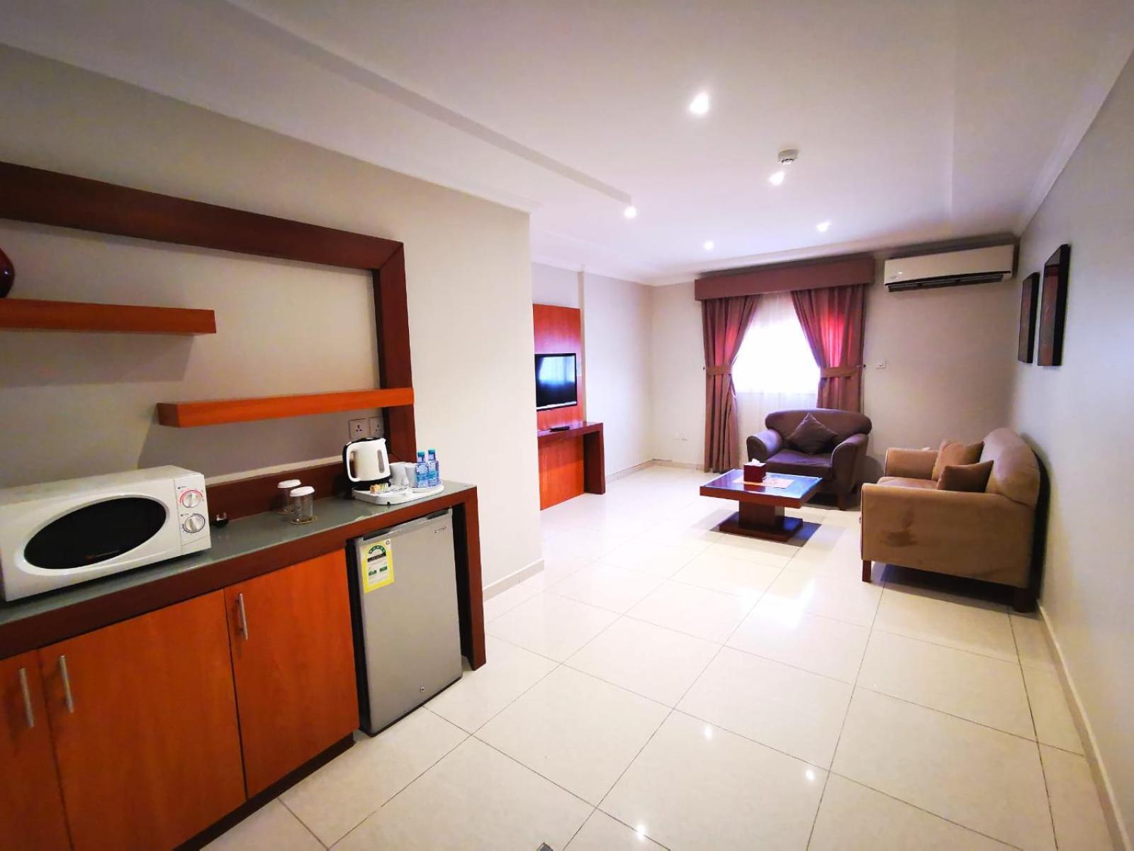 Ashbonh Hotel Suites ริยาดห์ ภายนอก รูปภาพ
